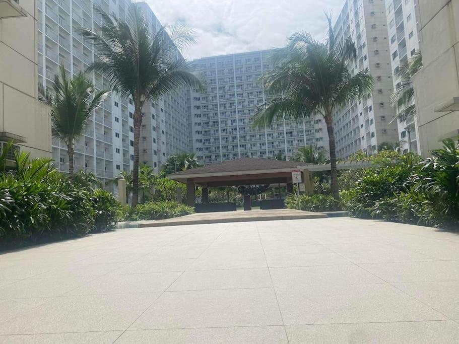 מנילה Shore 1 & 3 Residences Moa 1Br With Balcony By Darpm מראה חיצוני תמונה