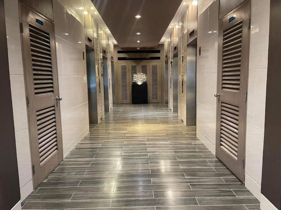 מנילה Shore 1 & 3 Residences Moa 1Br With Balcony By Darpm מראה חיצוני תמונה